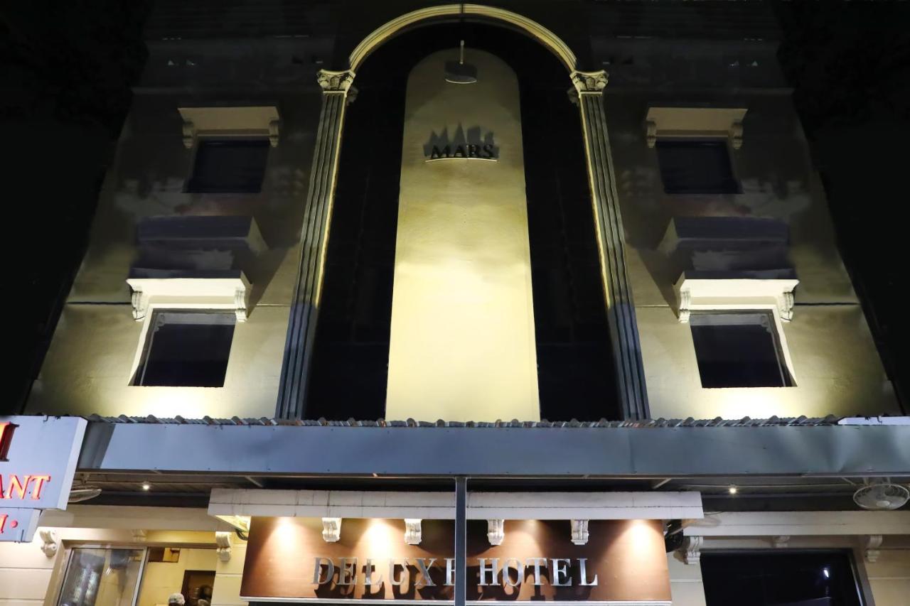 Deluxe Hotel 钦奈 外观 照片